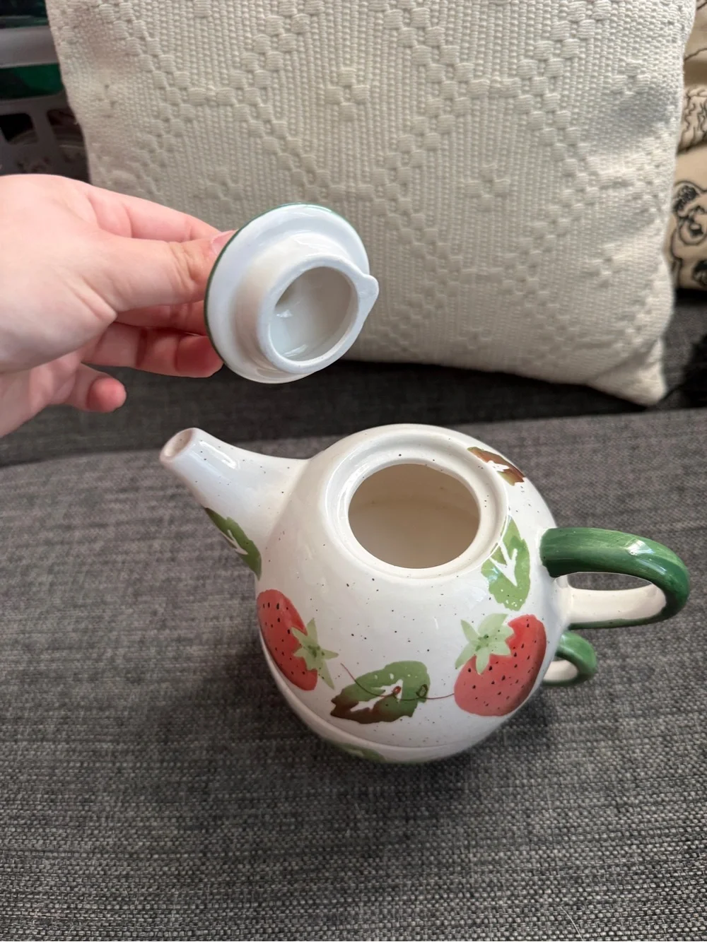 Strawberry Ceramic Teapot and Cup Set - White and Green